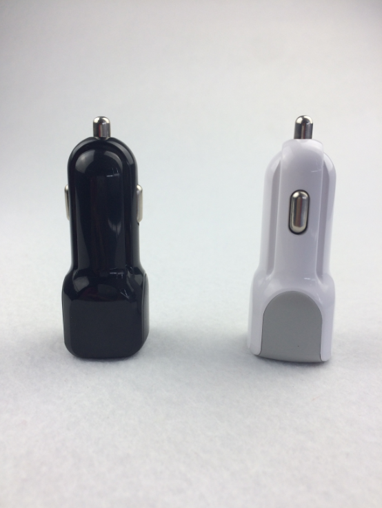 U Shape In-car Charger-2K